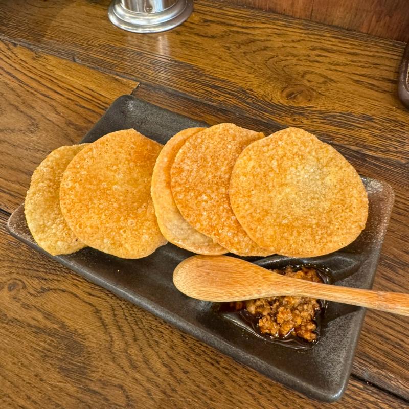 餃子の皮せんべい(肉汁餃子のダンダダン 西葛西店)