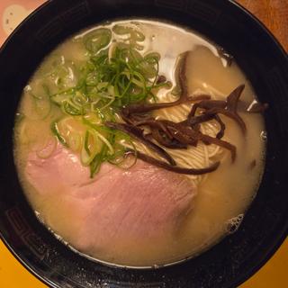 豚骨ラーメン(居酒屋ラーメン 彦ちゃん)