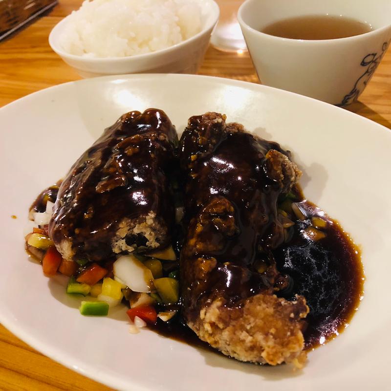 豚軟骨の唐揚げ 黒酢ソース(家常菜 博朱)