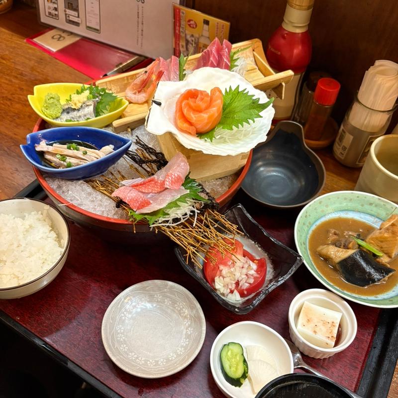 お刺身たっぷり魚三昧定食(海鮮問屋 ふじ丸 小田原駅前店)