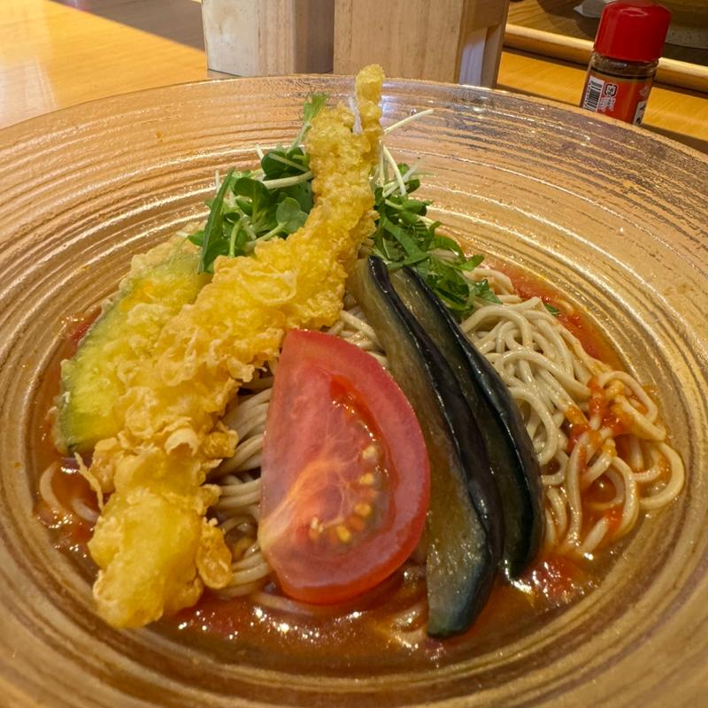 えび天トマトそば(蕎麦いまゐ 南青山店)