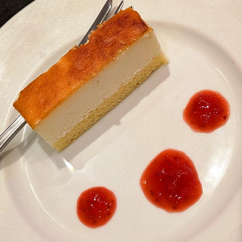 チーズケーキ(BISTRO309ラゾーナ川崎店)