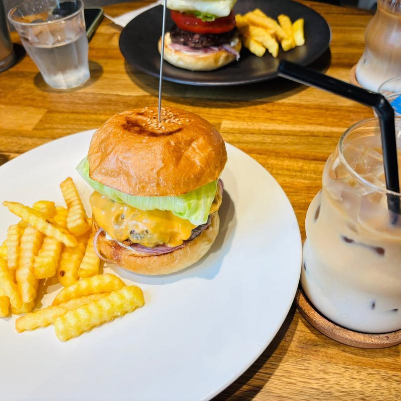 チーズバーガー(ばーがー時々洋食亭)