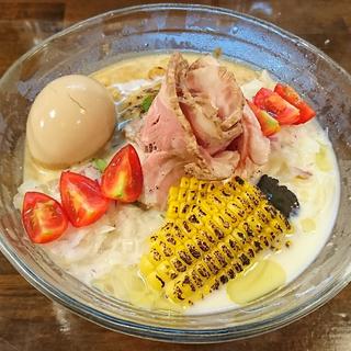 冷たい、とうもろこしのらぁめん(CLAM & BONITO 貝節麺 raik)