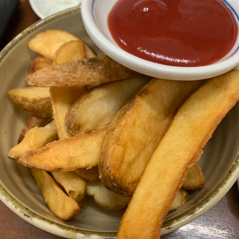 ポテトフライ(もつやき ばん)