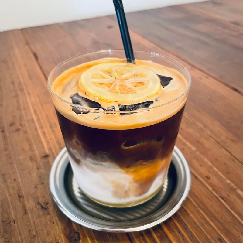 アイスレモンラテ(ミチシタ カフェ （Michishita Cafe）)