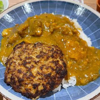 和牛カレー ハンバーグ