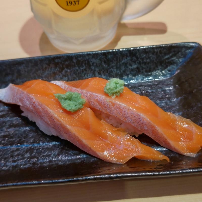 大とろサーモン(神奈川回転寿司 二代目ぐるめ亭 港南台バーズ店)