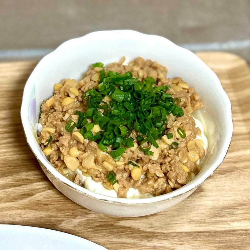 肉味噌納豆のせ冷奴(ベルクス 東墨田店)