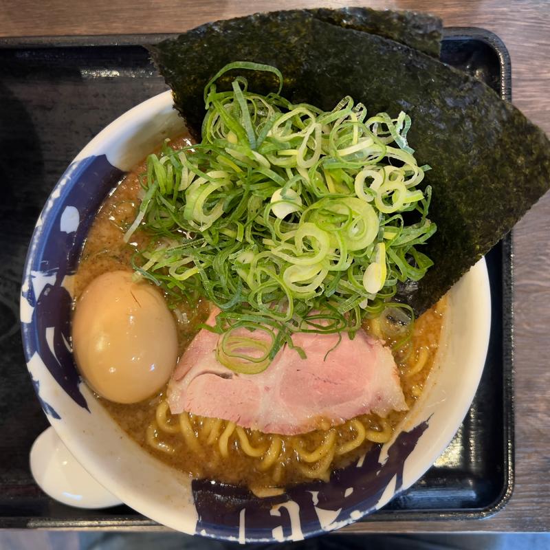 こってり九条ねぎらーめん(節骨麺たいぞう池袋総本店)