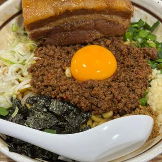 まぜそばトロ肉盛り