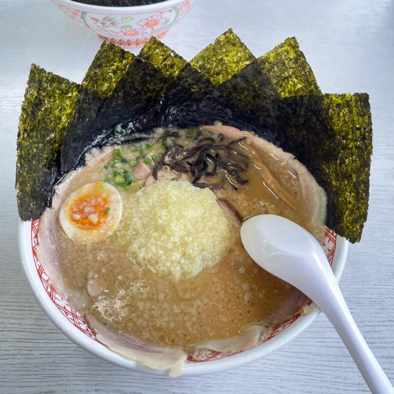 コテッぱにんにくのりとチャーシュートッピング(ラーメンめん丸 八千代台店)