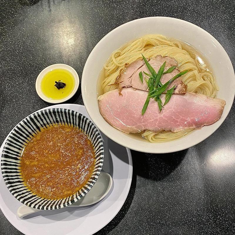 カマス煮干しの冷やし 生醤油香る地鶏つけ麺仕立て 麺大盛×2(麺匠 至誠)