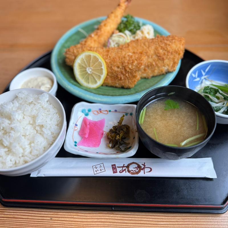 アジ・えびフライ定食(喰い処 あいざわ （くいどころ あいざわ）)