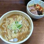 魚介豚骨らーめん カラベジ
