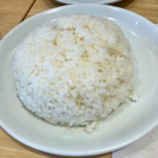 牛たんとハンバーグ　(ライス大盛り)