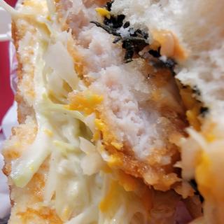 かつ丼バーガー(ドムドムハンバーガー 赤羽北本通り店 )