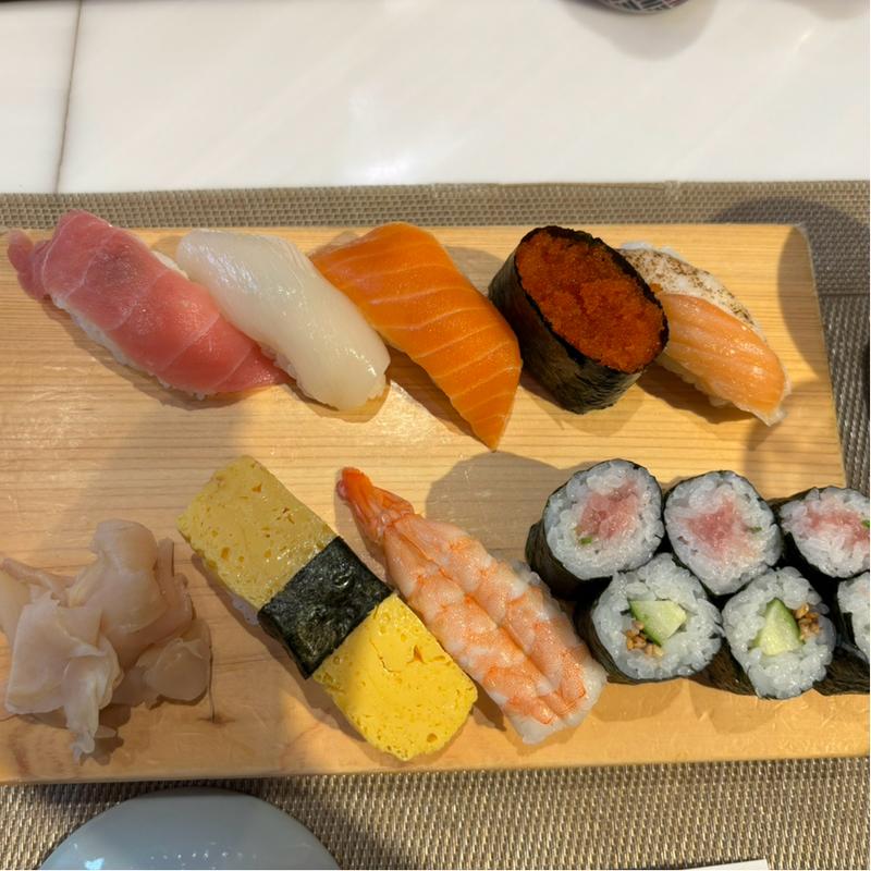 ランチにぎり(鮨小路京 エキュート日暮里店)