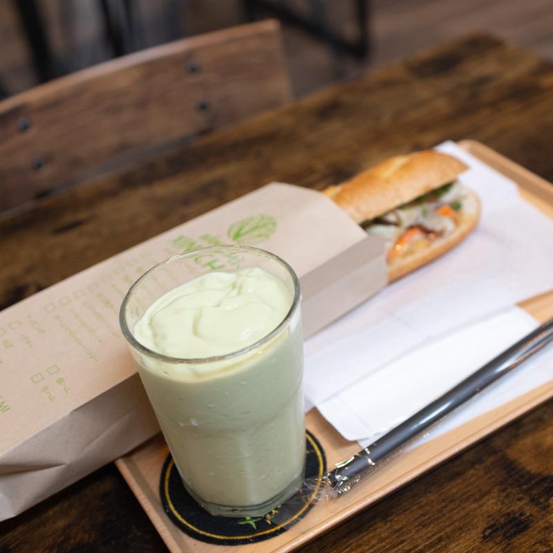 アボカドスムージー(BANH MI XIN CHAO HIMEJI バインミーシンチャオ姫路店)