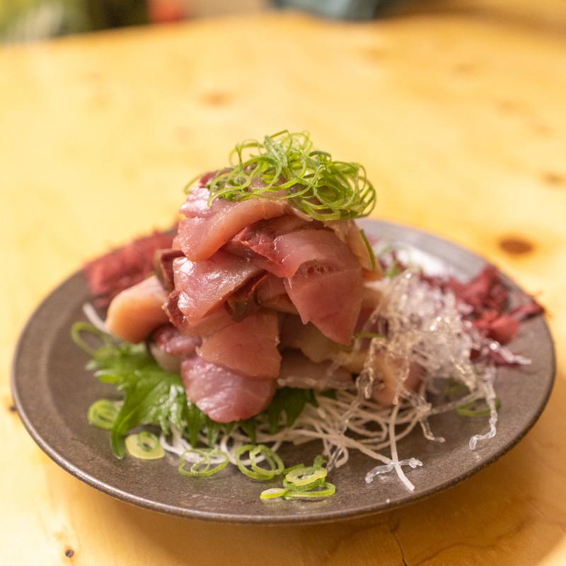 ブリ刺(海鮮めし処 酒処 大衆富士食堂)