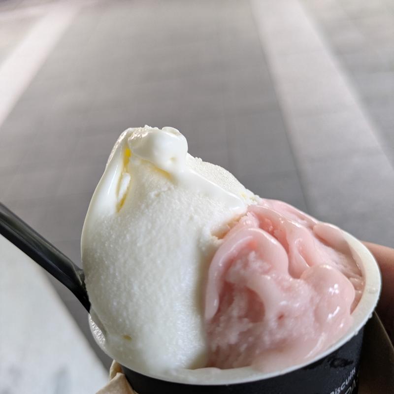 ラ ヴァッシュ＆白桃(アングランパ)