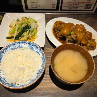 豚足A定食