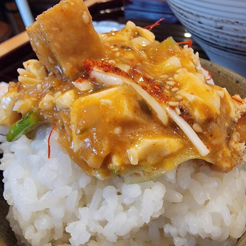 チーズカレー麻婆豆腐定食(罪無き麻婆豆腐 TSUMINAKI Mapo Tofu)