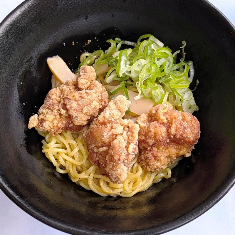 唐揚げ油そば(東京科学大学つばめ生協すずかけ台食堂)