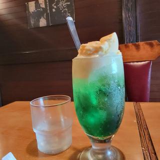 クリームソーダ