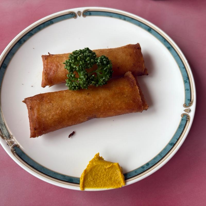 春巻き 2本(らいらい飯店)