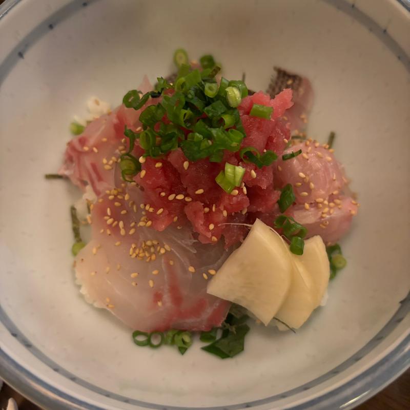 海鮮丼(三代目 米蔵)