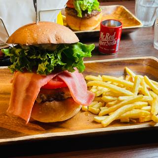 ベーコンチーズバーガー