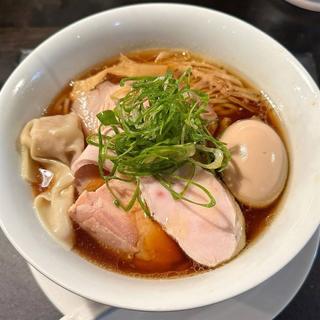 特選醤油らぁめん 麺大盛り