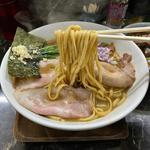 豚骨ラーメン