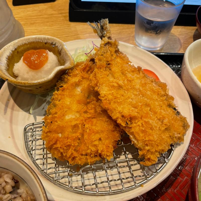 梅おろし出汁で食べる国産いわしフライ、たっぷり野菜の麦みそ汁(大戸屋ごはん処 川崎銀柳街店)