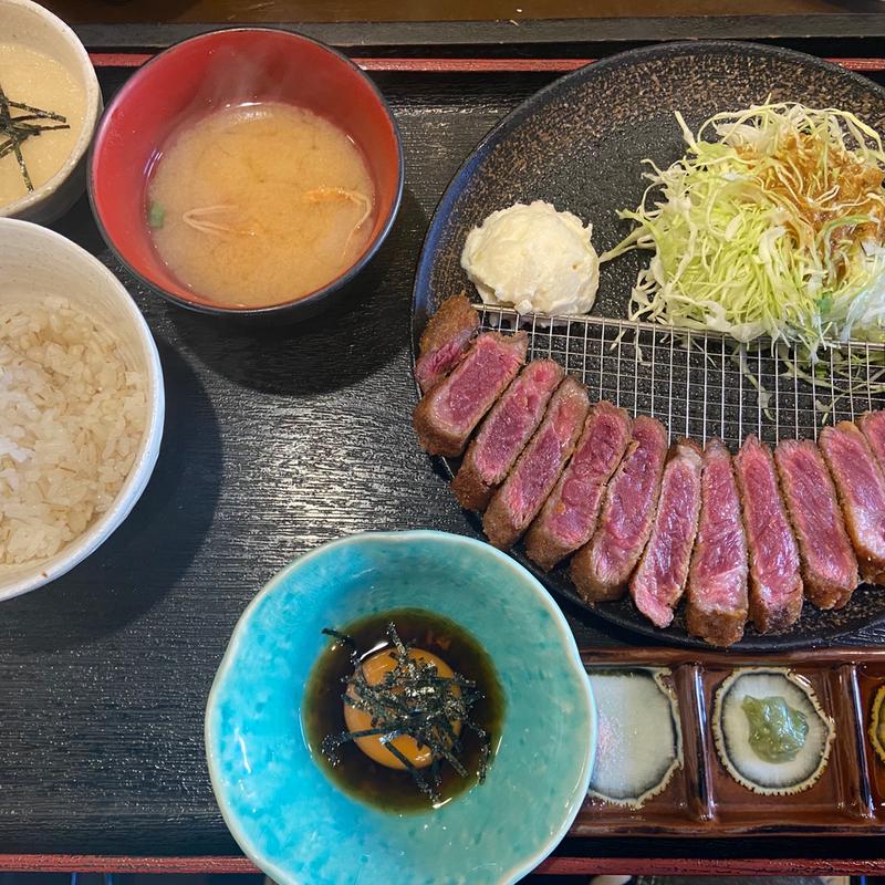 牛カツ定食(牛かつ 冨田)