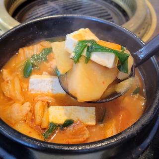 ホルモン鍋定食(高麗館)