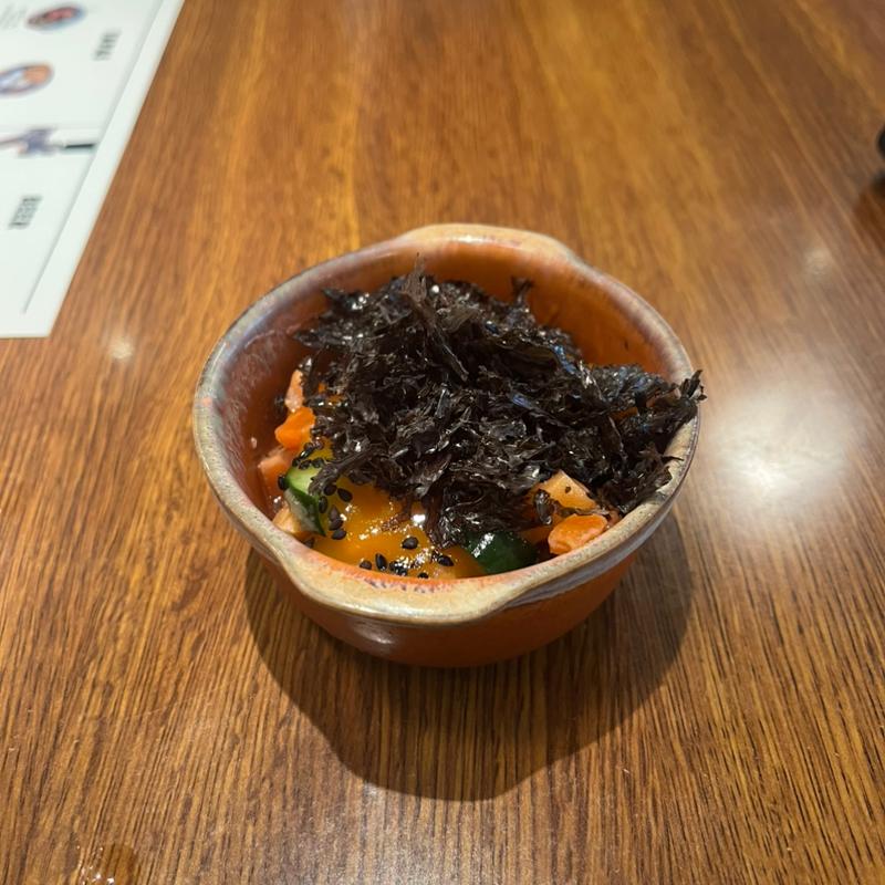 サーモンユッケ(WIRED TACOS CLUB TOKYO)