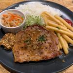 極み豚肉のトンテキ