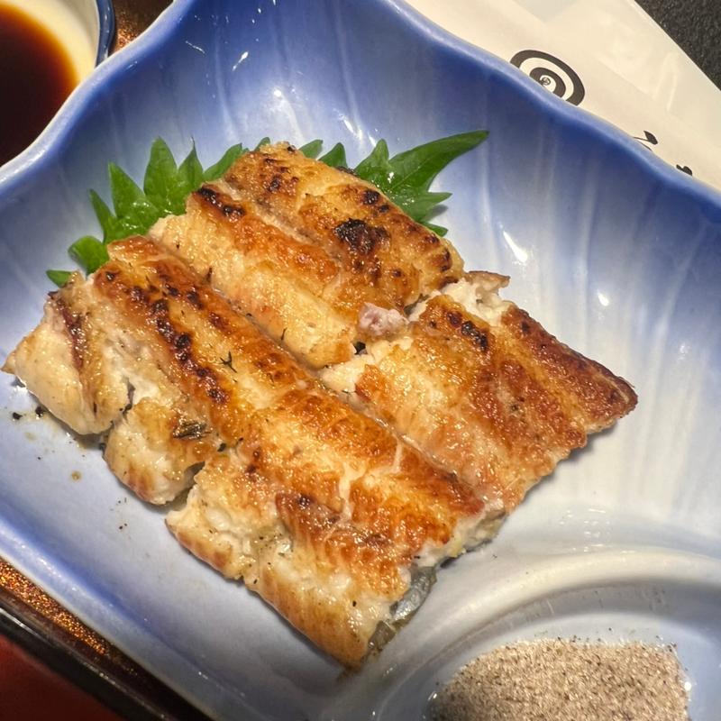鰻の白焼き(うな勢)