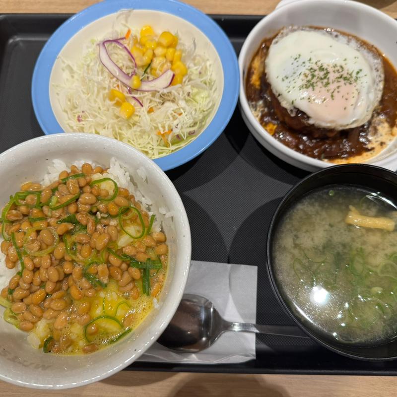 ハンバーグ定食(松屋 新宿3丁目店 )