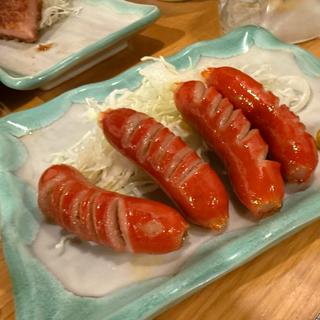 赤ウィンナー(一軒め酒場 新宿中央東口店)