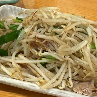 山盛りもやし炒め