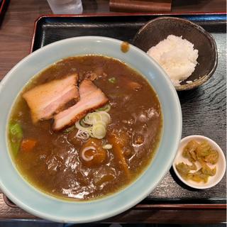カレー中華そば(華園 （かえん）)