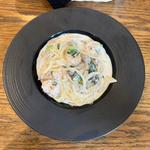 きのこと海老のクリームソース(カフェ・ド・ランチ)