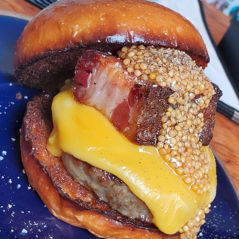 チルマティックバーガー＆チェダーチーズ(チルマティック （Chillmatic）)