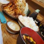 生姜焼き定食(とんかつ三節)