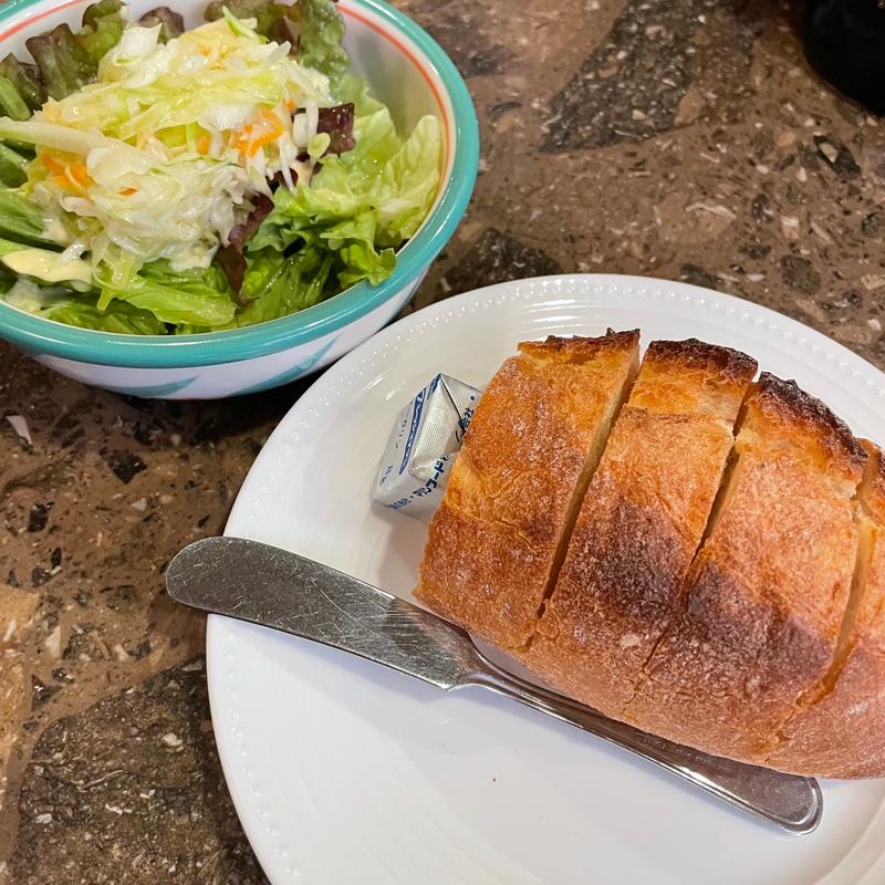 サラダ&バケット（Aランチ）(マンジャーレ )