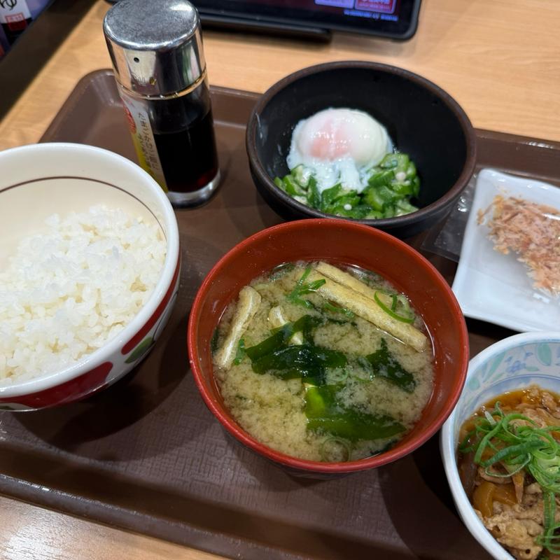 牛まぜのっけ朝食(すき家 新宿南店 )