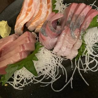 刺身盛り合わせ
